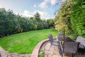 Photo 32- click for photo gallery